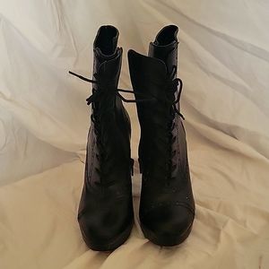 Women's boots